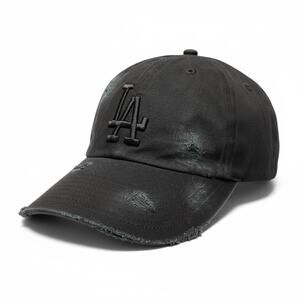 Los Angeles LA Dodgers 47 Brand Clean Up Hat OSFA Distressed Triple Black Out